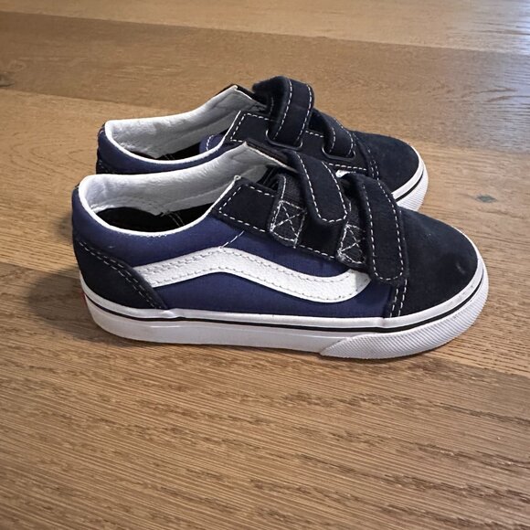 Vans Old Skool V Core Navy in T9 - Picture 5 of 8